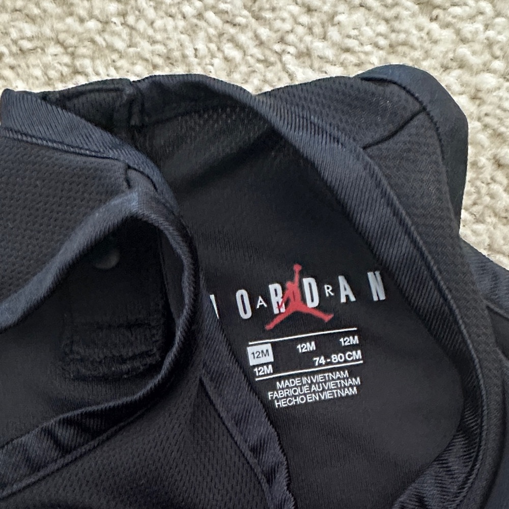 Air Jordan Baby Romper size 12M - Picture 4 of 4
